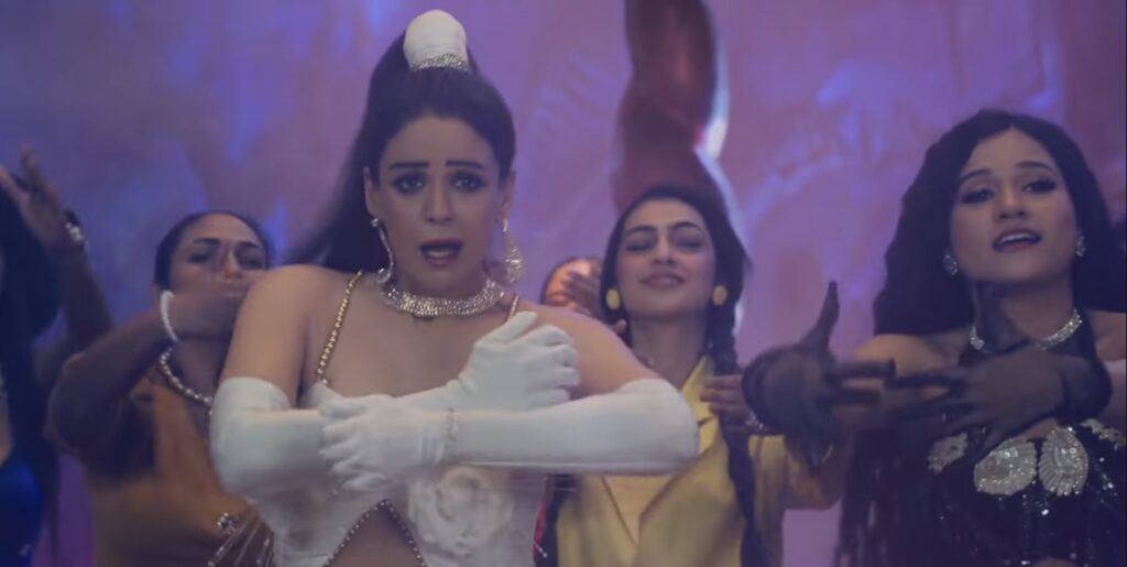 mona singh gupt twist