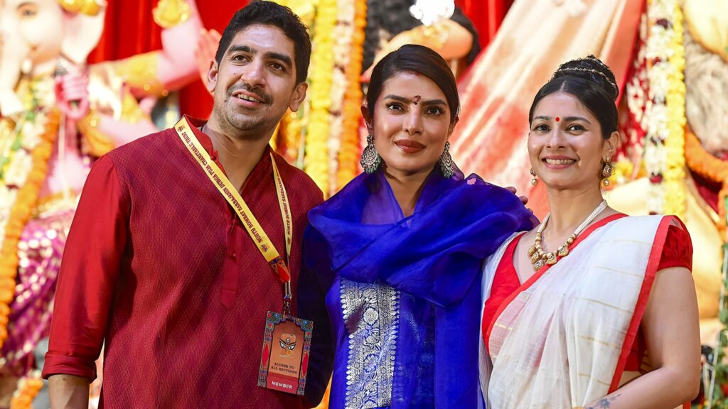 Priyanka Chopra Kajol Rani Mukherjee Durga Puja Controversy Priyanka Chopra Kajol Rani